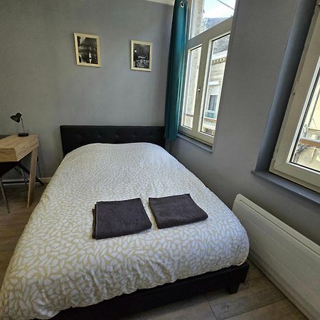 Appartement Hypercentre 301 +Wifi+Independant+ Cuisine Toilette Salle De Bain Privative Valenciennes Kültér fotó